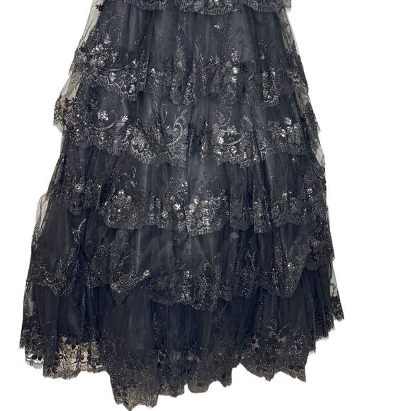 Ladivine by Cinderella Divine Ball Gown Formal Dress Prom Lace Tiered Size XS - Picture 7 of 13